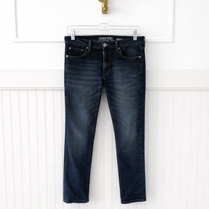 Levi’s Signature Men's Slim Straight Jeans - Dark Wash Blue